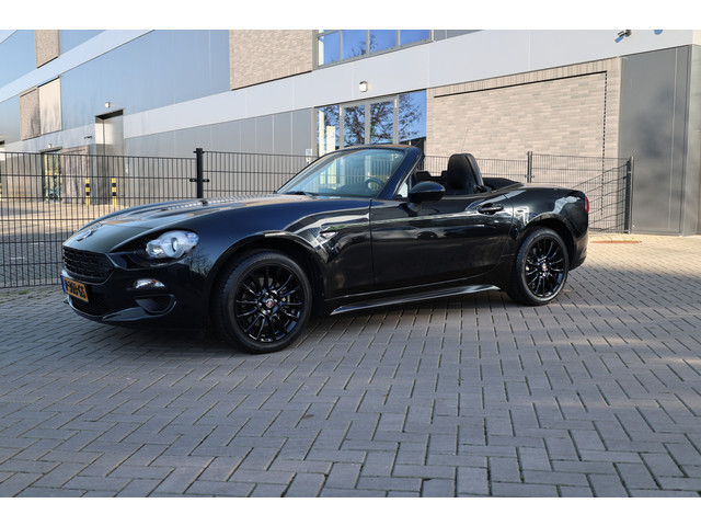 Fiat 124 Spider