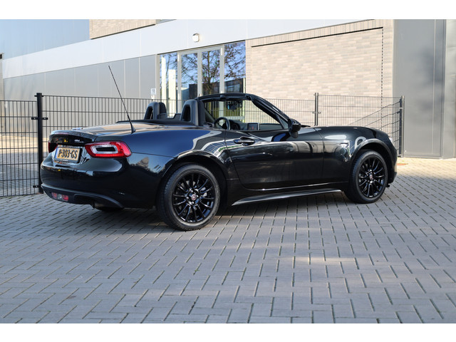 Fiat 124 Spider