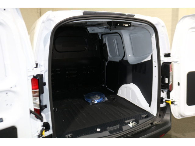 Ford E-Transit Courier