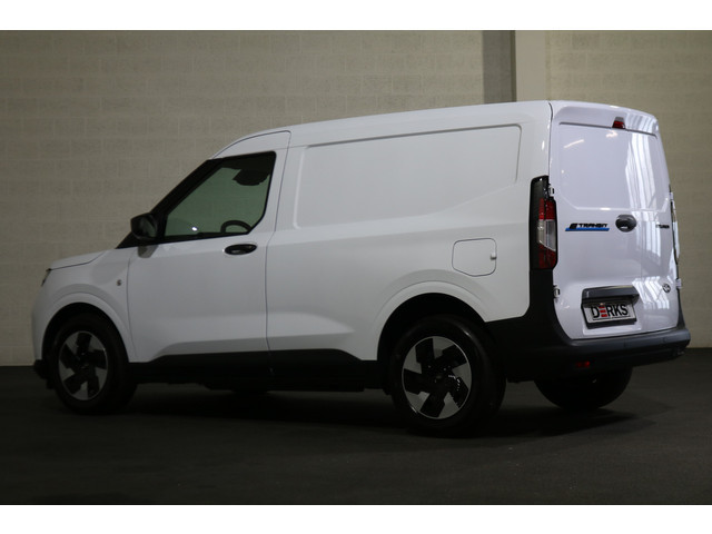 Ford E-Transit Courier