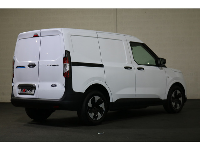 Ford E-Transit Courier