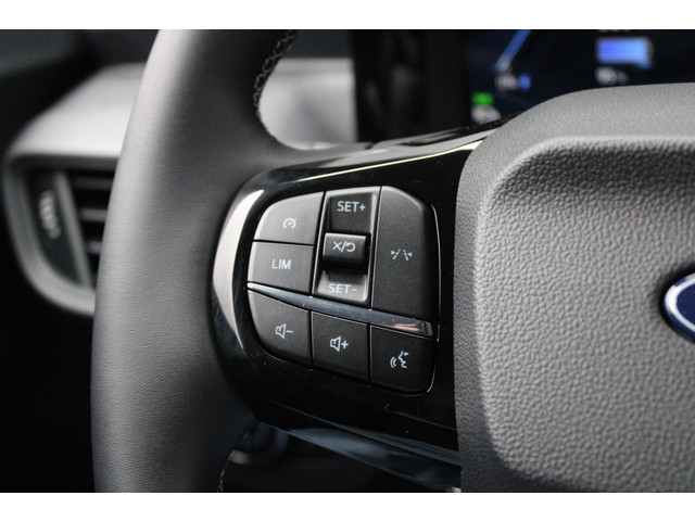 Ford E-Transit Courier