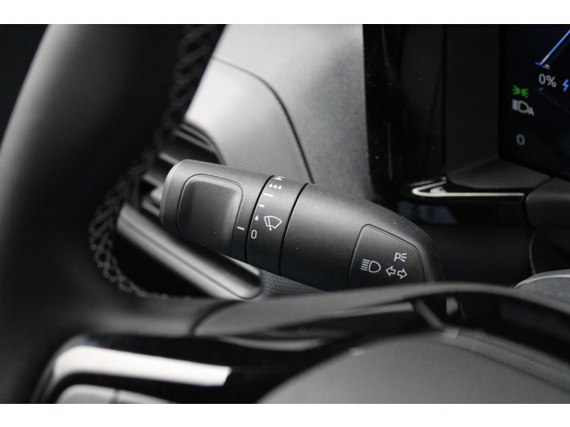 Ford E-Transit Courier