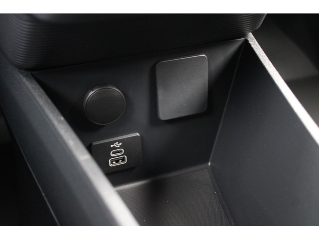 Ford E-Transit Courier