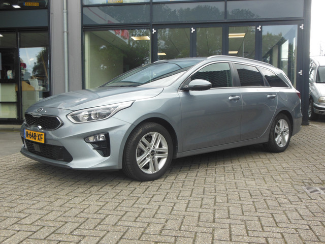Kia Ceed 2022 Benzine