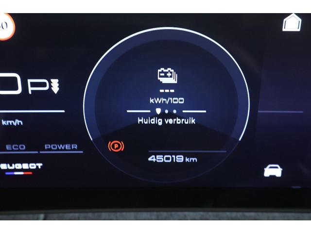 Peugeot E-5008