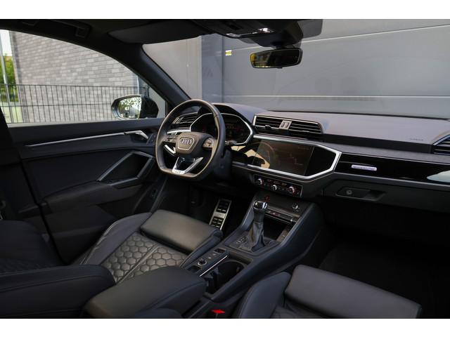 Audi RSQ3