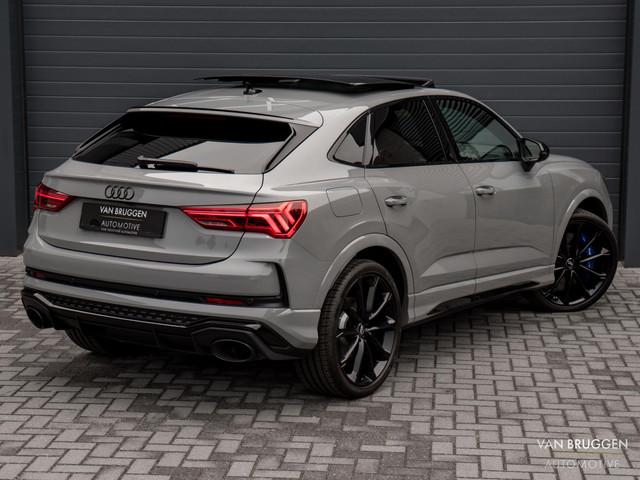 Audi RSQ3