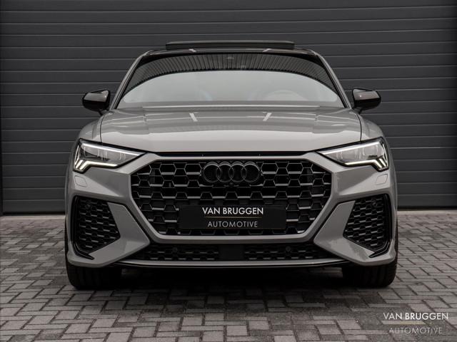 Audi RSQ3
