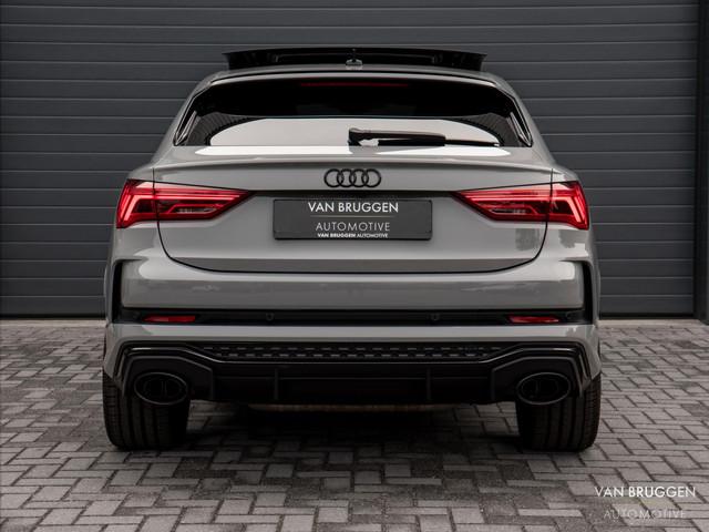Audi RSQ3