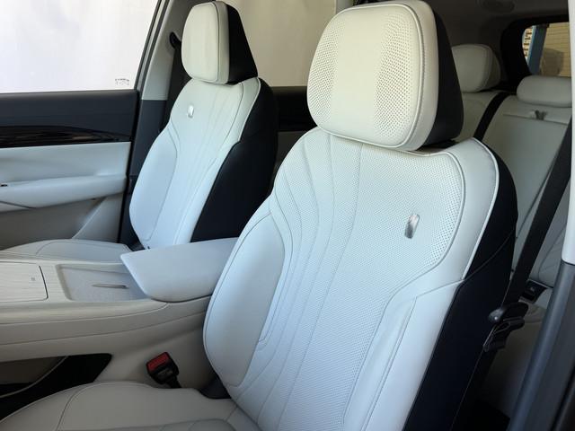 Geely E5