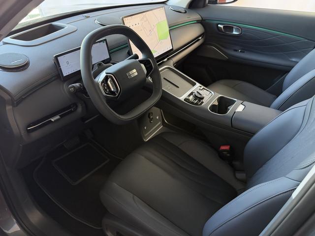 Geely Starray EM-i