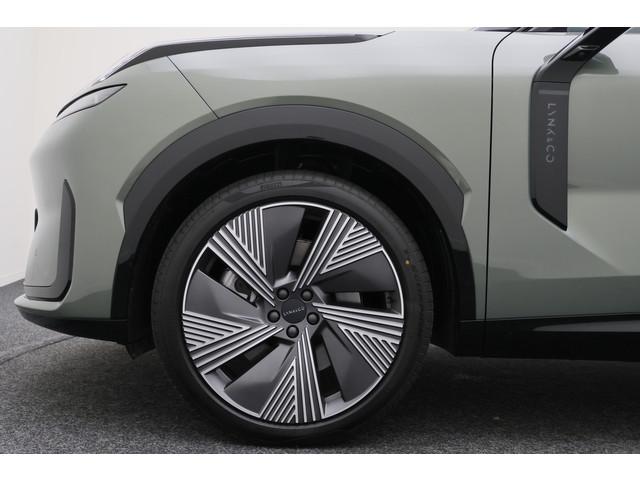 Lynk & Co 08