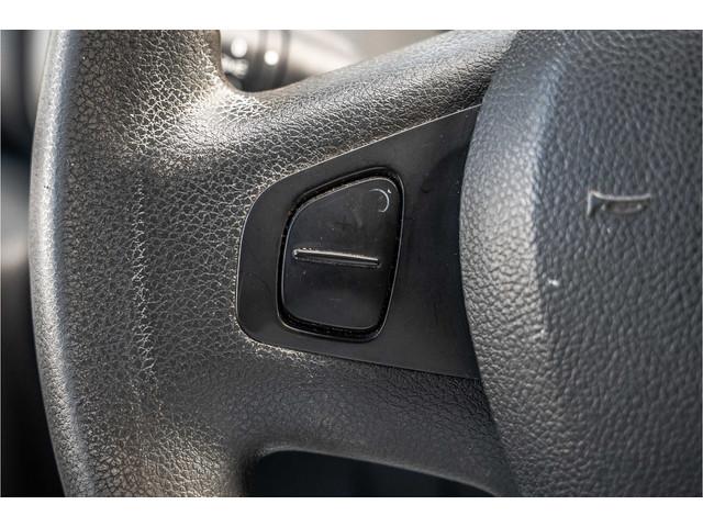 Nissan NV300