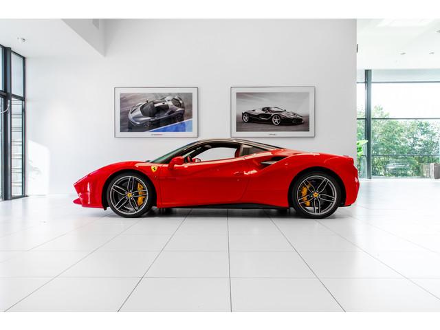 Ferrari 488