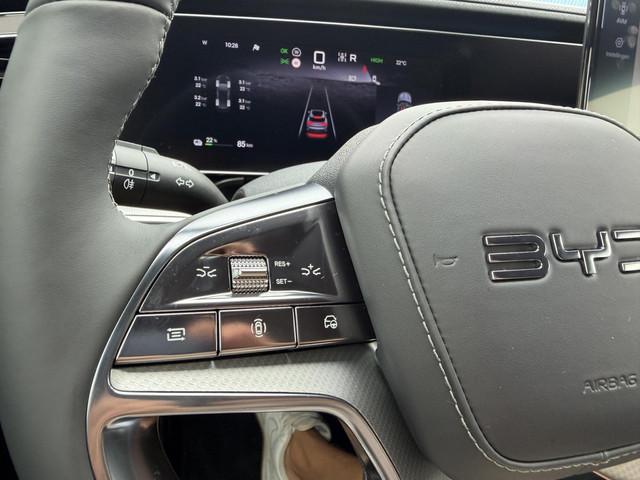 BYD SEALION