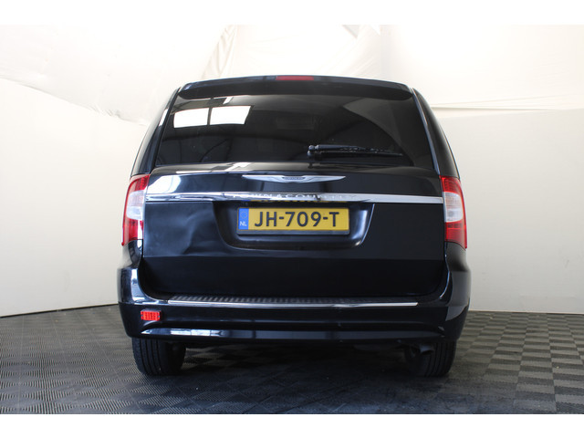 Chrysler Town & Country