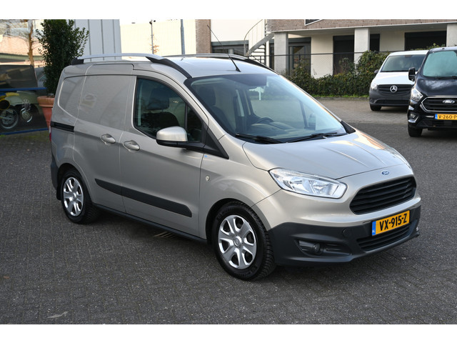 Ford Transit Courier