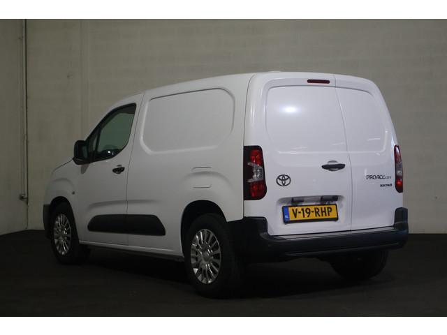 Toyota pro-ace