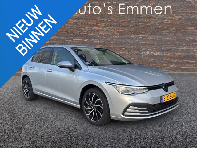 Volkswagen Golf 2023 Benzine