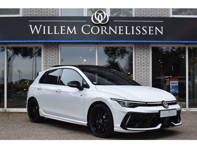 Volkswagen Golf 2024 Benzine