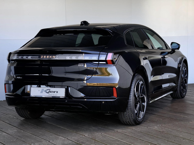 Zeekr 001