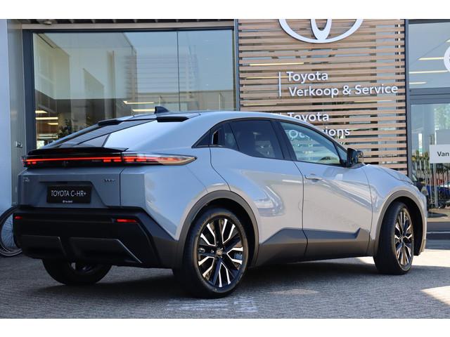 Toyota CHR +