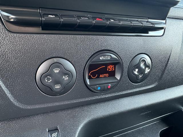 Nissan NV400