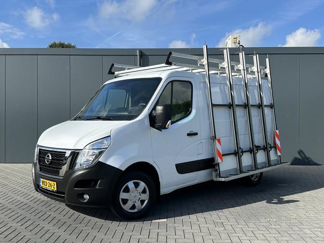 Nissan NV400