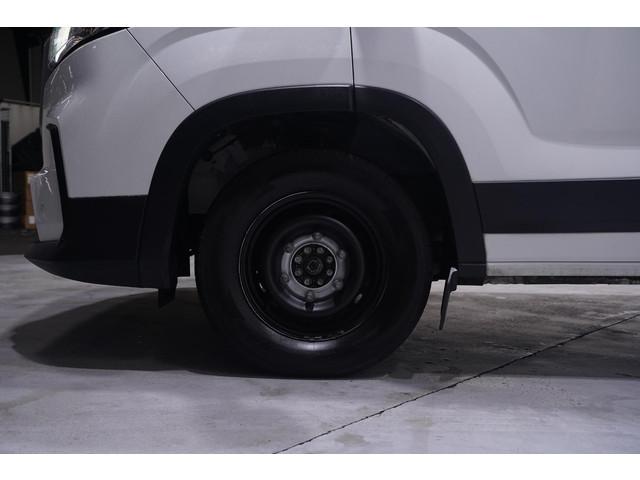 Maxus Deliver9