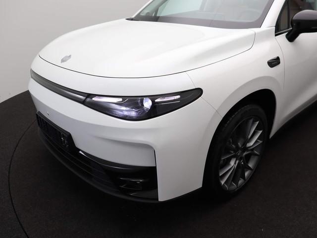 Leapmotor C10
