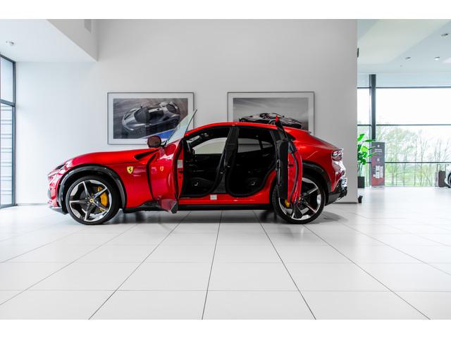 Ferrari Purosangue