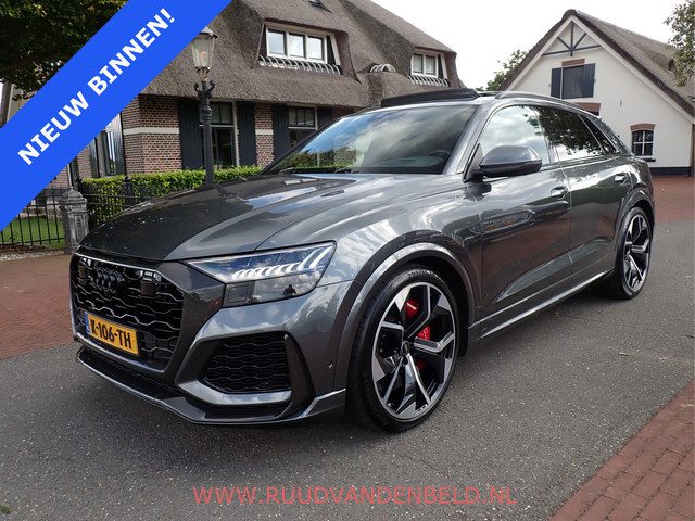 Audi RSQ8 2021 Benzine
