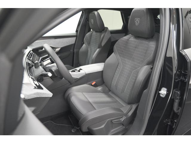 Peugeot E-3008