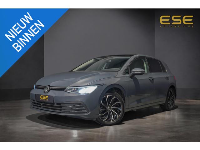 Volkswagen Golf 2023 Benzine