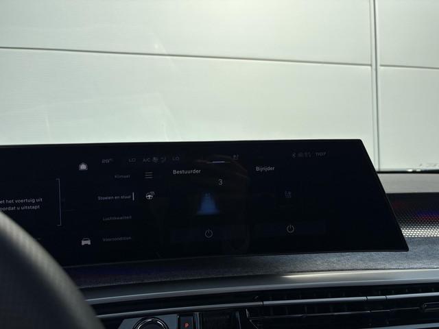 Peugeot E-3008