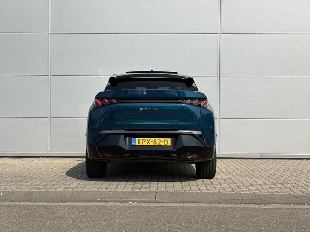 Peugeot E-3008
