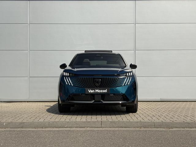 Peugeot E-3008