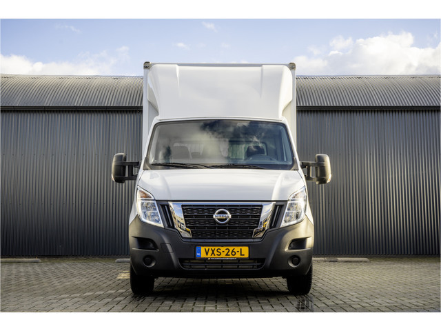 Nissan Interstar