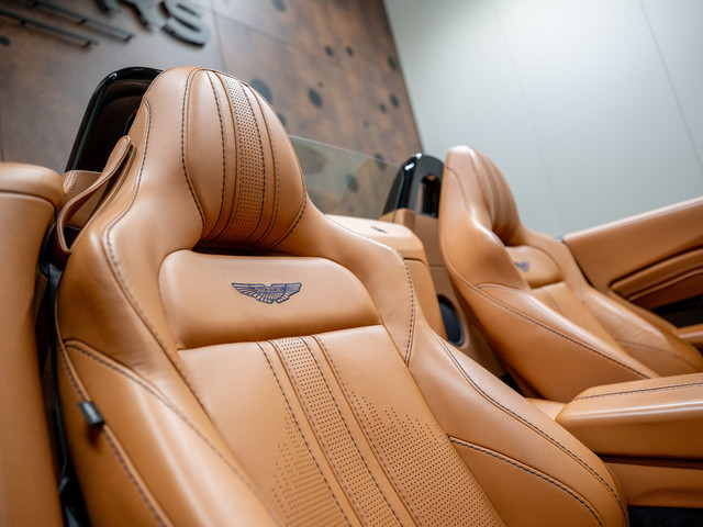 Aston Martin V8 Vantage