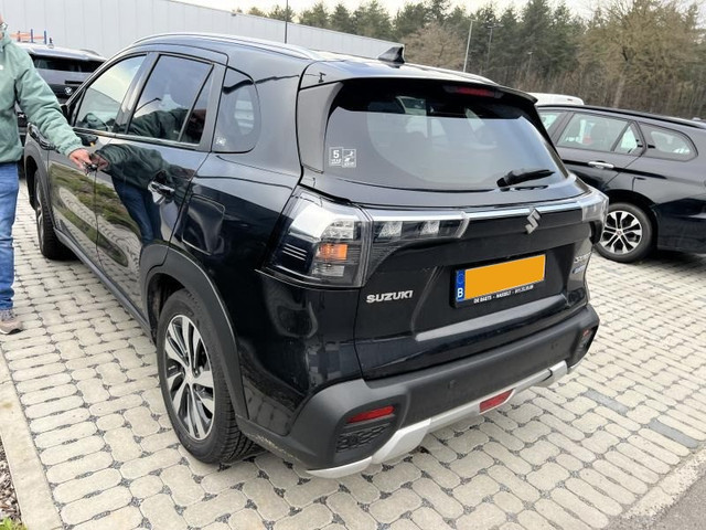 Suzuki S-Cross