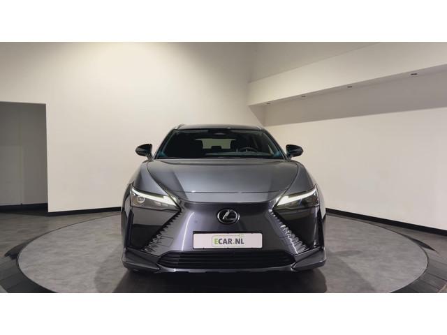 Lexus RZ