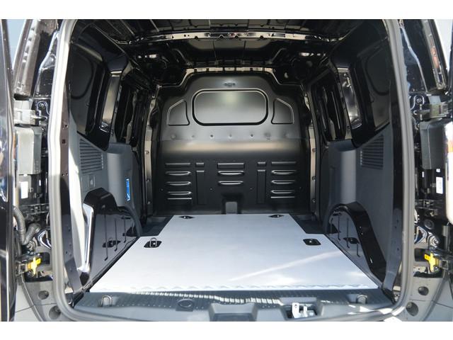 Ford E-Transit Courier