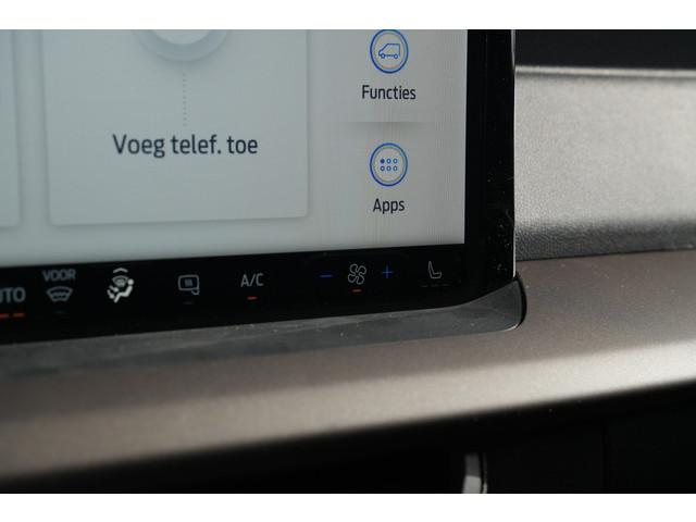 Ford E-Transit Courier