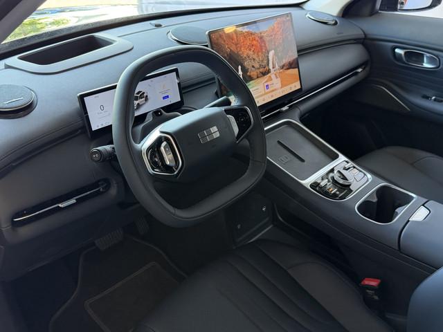 Geely Starray EM-i