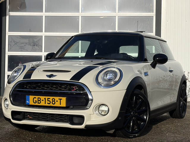 Mini Cooper 2015 Benzine