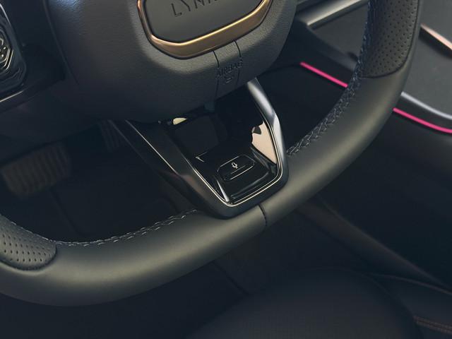 Lynk & Co 08