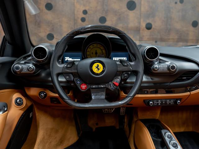 Ferrari F8 Spider