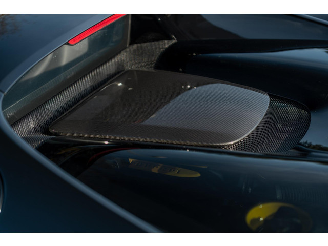 Ferrari 296