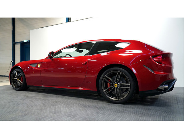 Ferrari FF